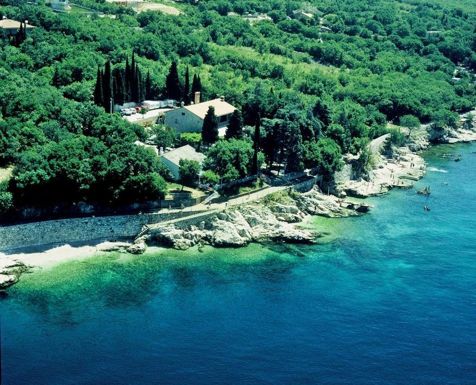 Dck Rooms Kostrena Exterior foto